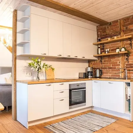 Hidden Gem In Center Apartment